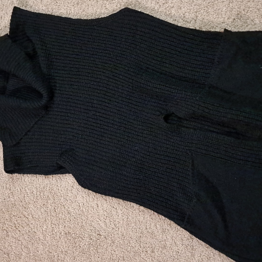 Medium Poof! black turtle neck pull over sleeveless sweater